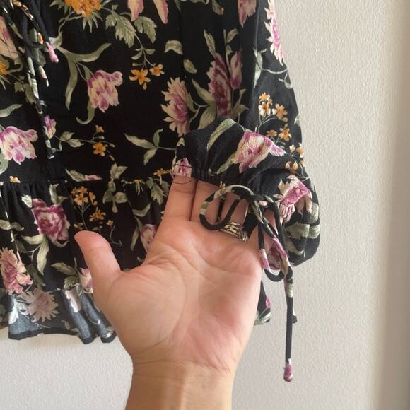 American Eagle top - Picture 7 of 9